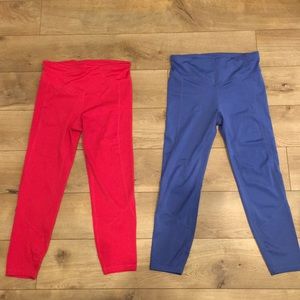 Gapfit eclipse leggings in blue and hot pink.